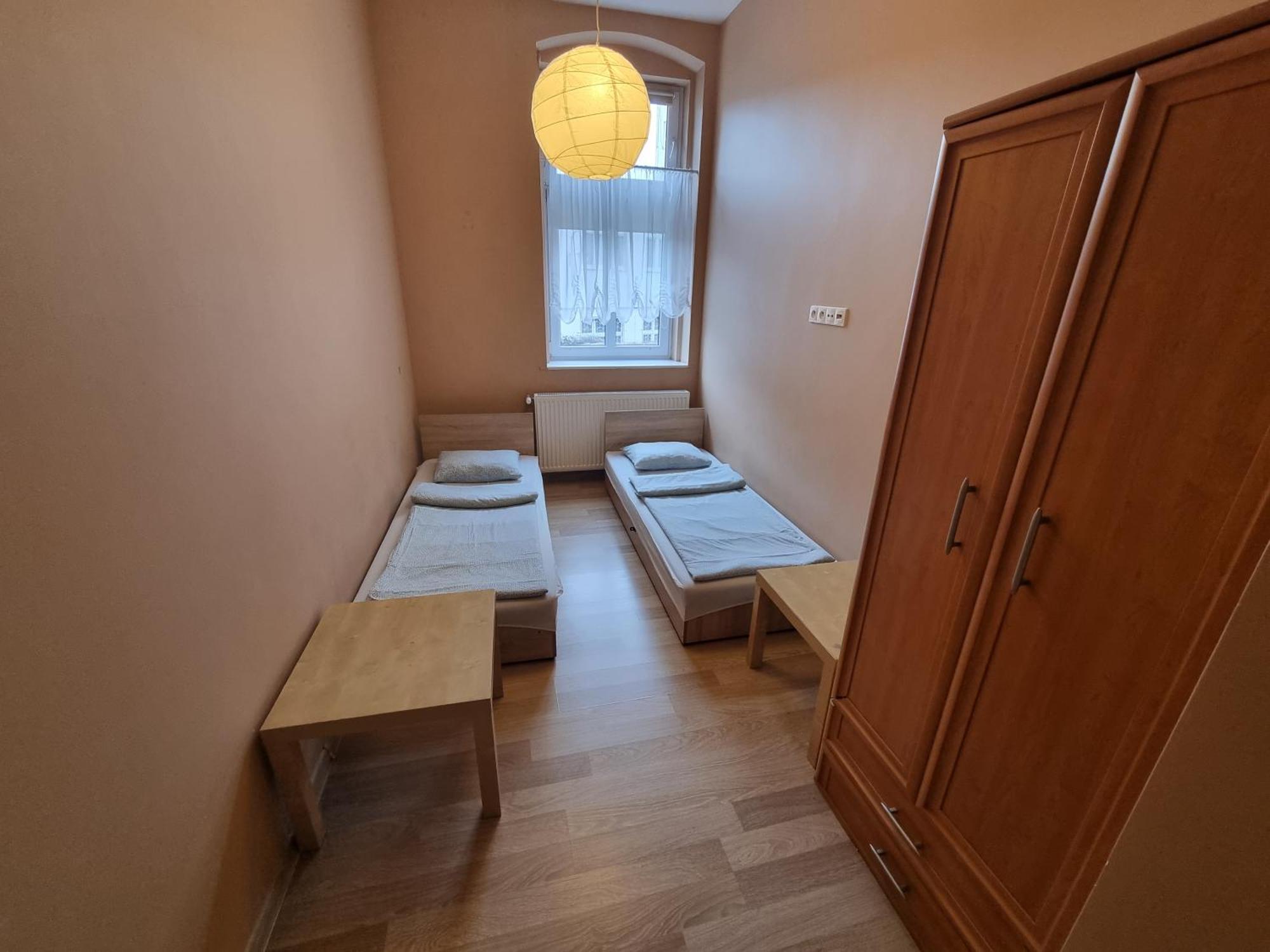 Tanie Spanie Przy Targach Poznanskich - Zameldowanie Bezobslugowe- Esterno foto