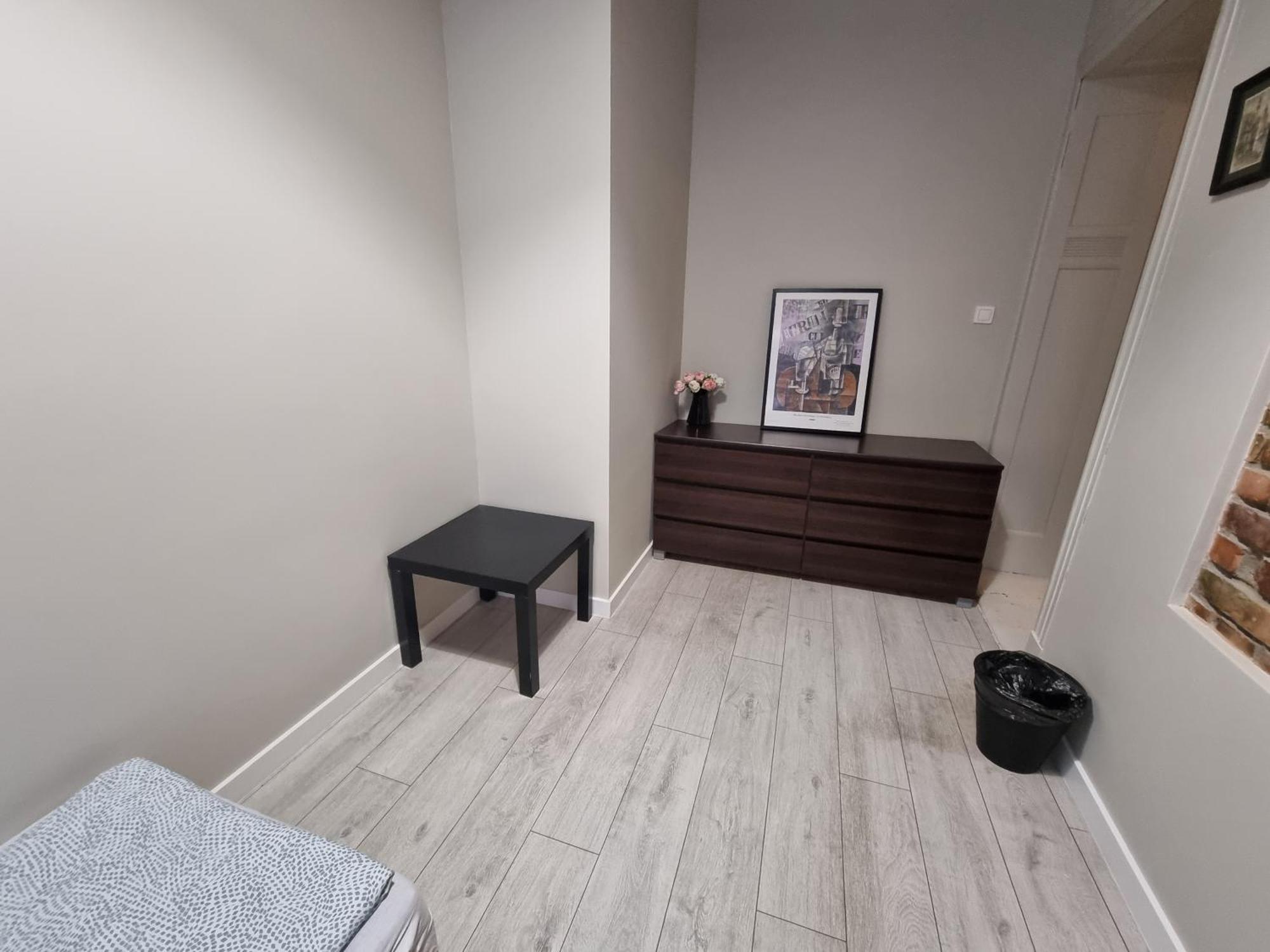 Tanie Spanie Przy Targach Poznanskich - Zameldowanie Bezobslugowe- Esterno foto